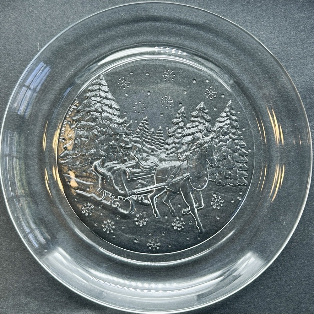 Luminarc Sleigh Ride Clear Glass Dessert Plates (8 pcs)
